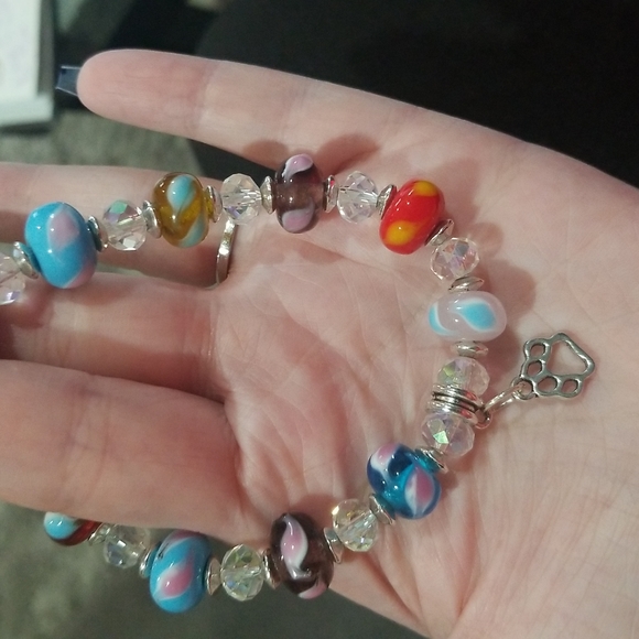 Paw Print Bracelet - Picture 6 of 7